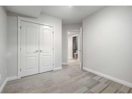 1613 18 Avenue Nw, Calgary, AB - Indoor Photo Showing Other Room