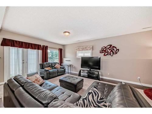 962 Harvest Hills Drive Ne, Calgary, AB - Indoor Photo Showing Living Room