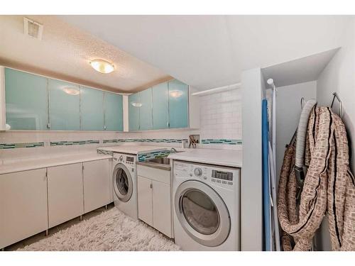 962 Harvest Hills Drive Ne, Calgary, AB - Indoor Photo Showing Laundry Room