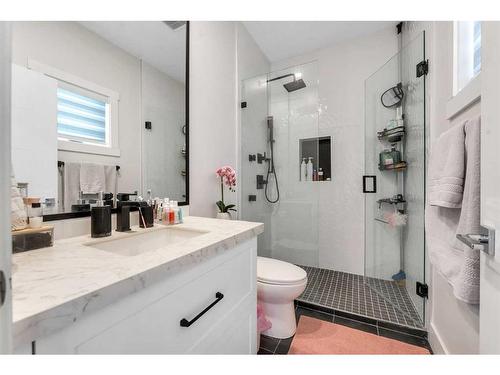 48 Aventerra Way, Rural Rocky View County, AB - Indoor Photo Showing Bathroom