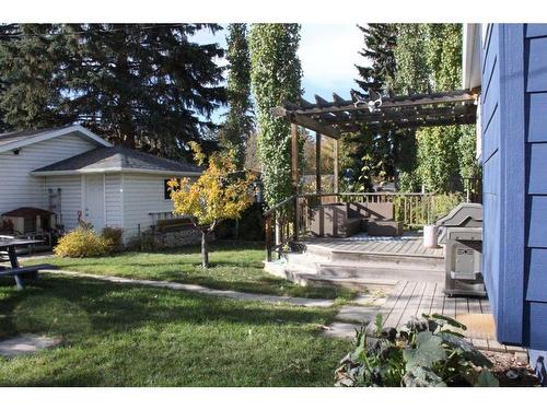 2223 Halifax Crescent Nw, Calgary, AB - Outdoor