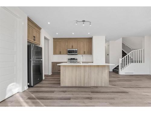 91 Cityline Heath Ne, Calgary, AB - Indoor Photo Showing Kitchen