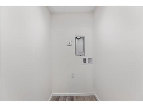 91 Cityline Heath Ne, Calgary, AB - Indoor Photo Showing Other Room