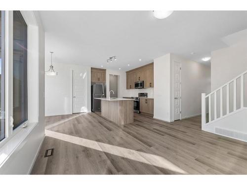 91 Cityline Heath Ne, Calgary, AB - Indoor Photo Showing Other Room