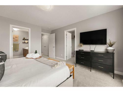 133 Ambleside Heath Nw, Calgary, AB - Indoor Photo Showing Bedroom