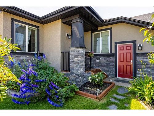 3 St. Andrews Close, Lyalta, AB - Outdoor