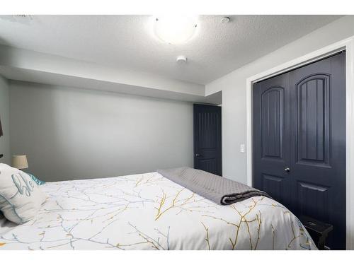 3 St. Andrews Close, Lyalta, AB - Indoor Photo Showing Bedroom