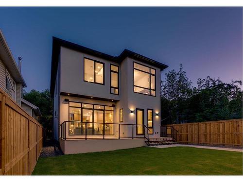 404 21 Avenue Nw, Calgary, AB - Outdoor