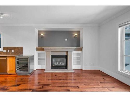 204-1235 Cameron Avenue Sw, Calgary, AB - Indoor With Fireplace