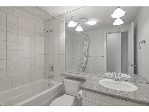 204-1235 Cameron Avenue Sw, Calgary, AB - Indoor Photo Showing Bathroom