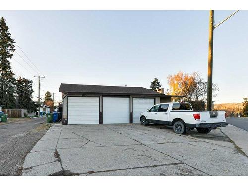 2811 19 Street Nw, Calgary, AB - Outdoor