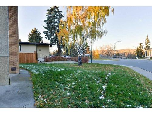 2811 19 Street Nw, Calgary, AB - Outdoor