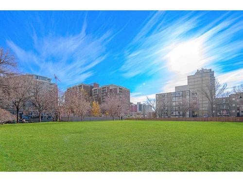 2410-720 13 Avenue Sw, Calgary, AB - Outdoor With View