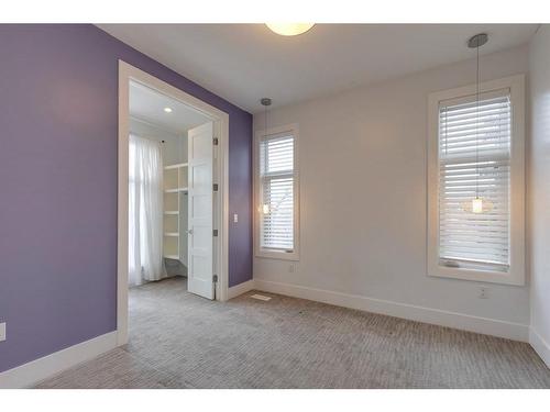 1603 23 Street Nw, Calgary, AB - Indoor Photo Showing Other Room