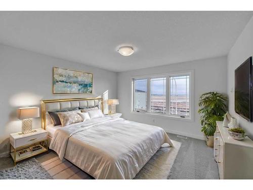 283 Hotchkiss Manor, Calgary, AB - Indoor Photo Showing Bedroom