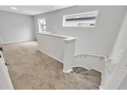 188 Hotchkiss Drive Se, Calgary, AB - Indoor Photo Showing Other Room