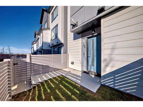 207 Evanscrest Square Nw, Calgary, AB - Outdoor With Exterior