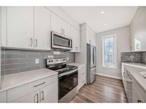 207 Evanscrest Square Nw, Calgary, AB - Indoor Photo Showing Kitchen With Stainless Steel Kitchen With Upgraded Kitchen