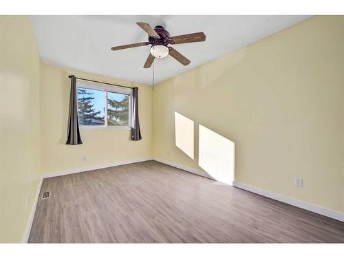 53-175 Manora Place Ne, Calgary, AB - Indoor Photo Showing Other Room