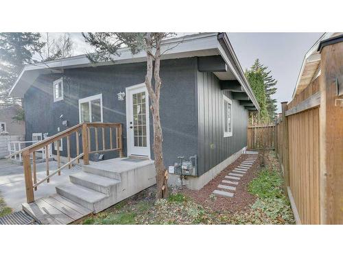 260 Southampton Drive Sw, Calgary, AB - Outdoor With Exterior