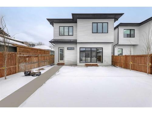 627 18 Avenue Nw, Calgary, AB - Outdoor With Exterior