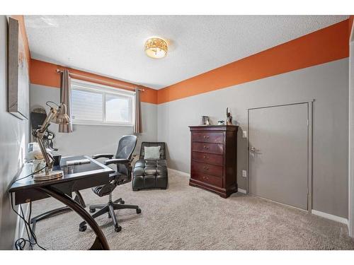 40 Hawkwood Road Nw, Calgary, AB - Indoor Photo Showing Office