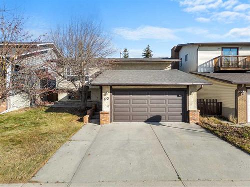 40 Hawkwood Road Nw, Calgary, AB - Outdoor