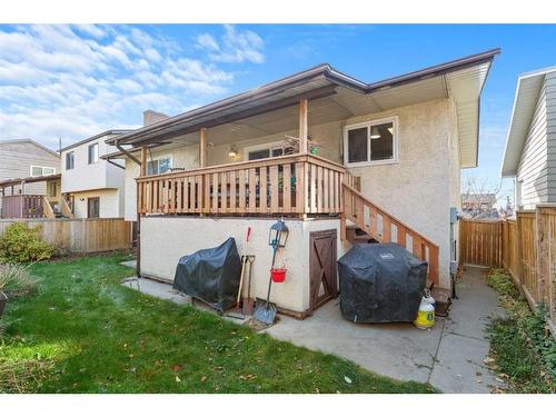 40 Hawkwood Road Nw, Calgary, AB - Outdoor