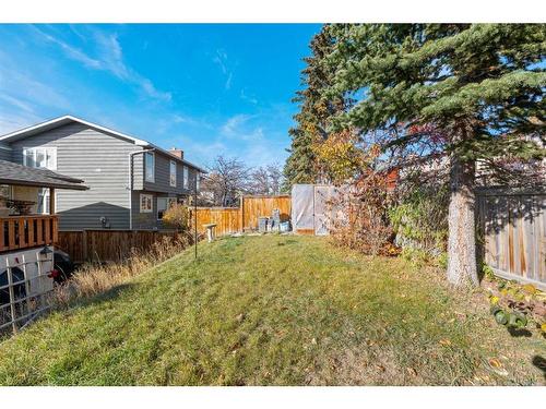 40 Hawkwood Road Nw, Calgary, AB - Outdoor