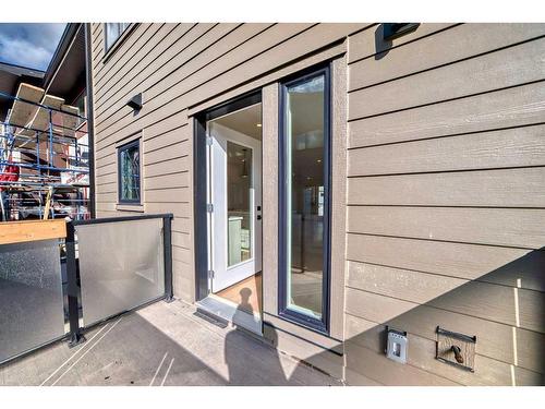 115-1330 1St Ave, Canmore, AB - Outdoor With Exterior