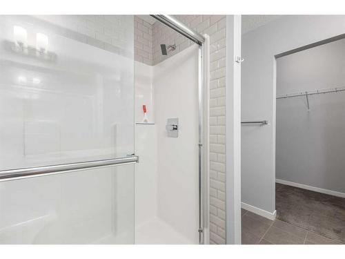 308-4150 Seton Drive Se, Calgary, AB - Indoor Photo Showing Bathroom