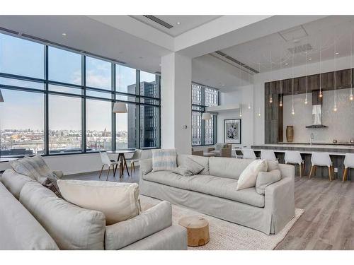 406-615 6 Avenue Se, Calgary, AB - Indoor Photo Showing Living Room