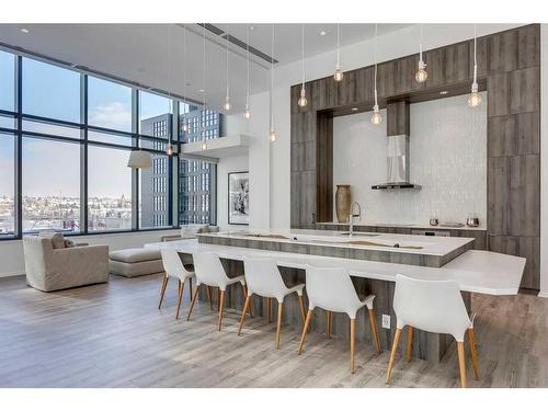 406-615 6 Avenue Se, Calgary, AB - Indoor Photo Showing Dining Room