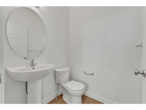 373 Cornerbrook Road Ne, Calgary, AB - Indoor Photo Showing Bathroom