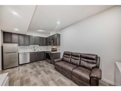 310 Aquila Way Nw, Calgary, AB - Indoor Photo Showing Kitchen