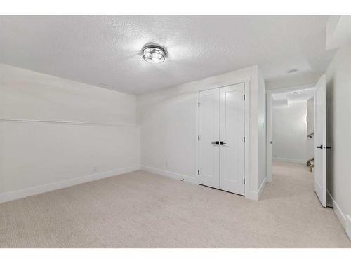 1160 Lake Twintree Drive Se, Calgary, AB - Indoor Photo Showing Other Room