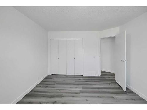 108 Martinwood Way Ne, Calgary, AB - Indoor Photo Showing Other Room