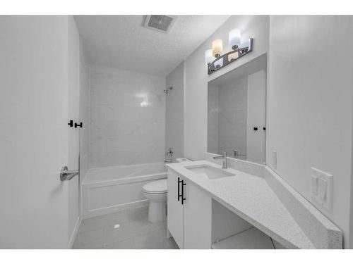 108 Martinwood Way Ne, Calgary, AB - Indoor Photo Showing Bathroom