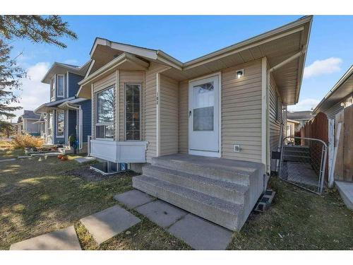 108 Martinwood Way Ne, Calgary, AB - Outdoor