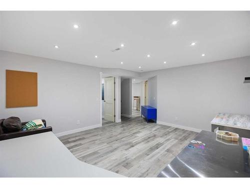 170 River Rock Place Se, Calgary, AB - Indoor