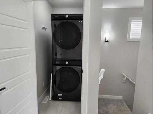 162 Ambleton Drive Nw, Calgary, AB - Indoor Photo Showing Laundry Room