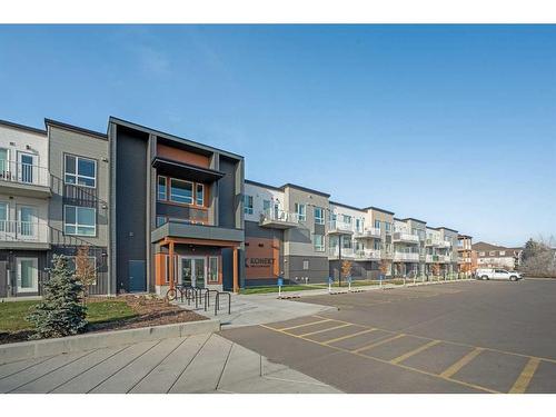 320-1605 17 Street Se, Calgary, AB - Outdoor With Balcony