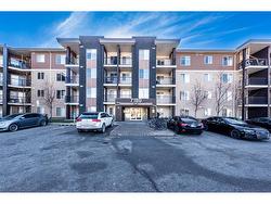 305-7180 80 Avenue NE Calgary, AB T3J 0N6