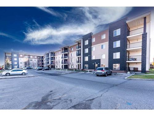 305-7180 80 Avenue Ne, Calgary, AB - Outdoor With Facade