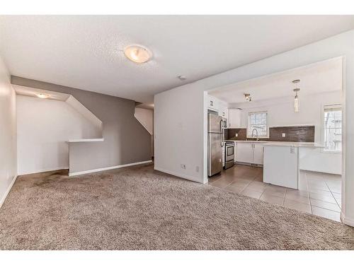 40 Cityscape Avenue Ne, Calgary, AB - Indoor