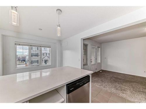 40 Cityscape Avenue Ne, Calgary, AB - Indoor