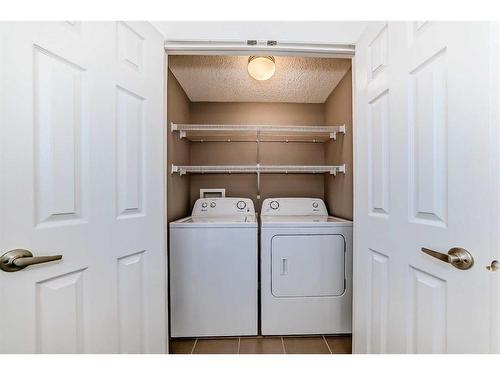 40 Cityscape Avenue Ne, Calgary, AB - Indoor Photo Showing Laundry Room