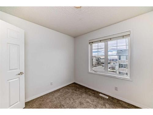 40 Cityscape Avenue Ne, Calgary, AB - Indoor Photo Showing Other Room