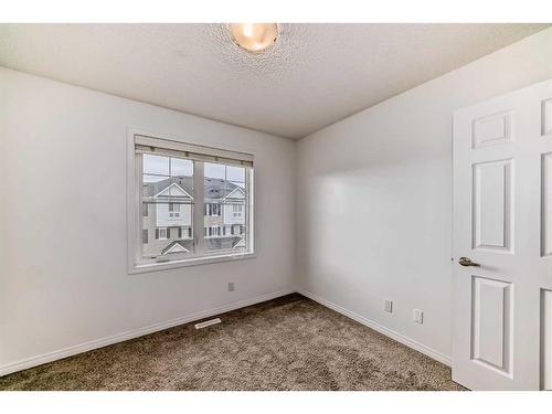 40 Cityscape Avenue Ne, Calgary, AB - Indoor Photo Showing Other Room