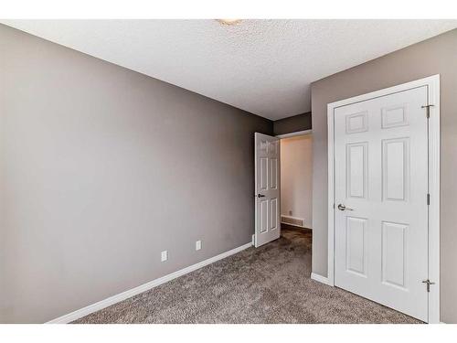 40 Cityscape Avenue Ne, Calgary, AB - Indoor Photo Showing Other Room